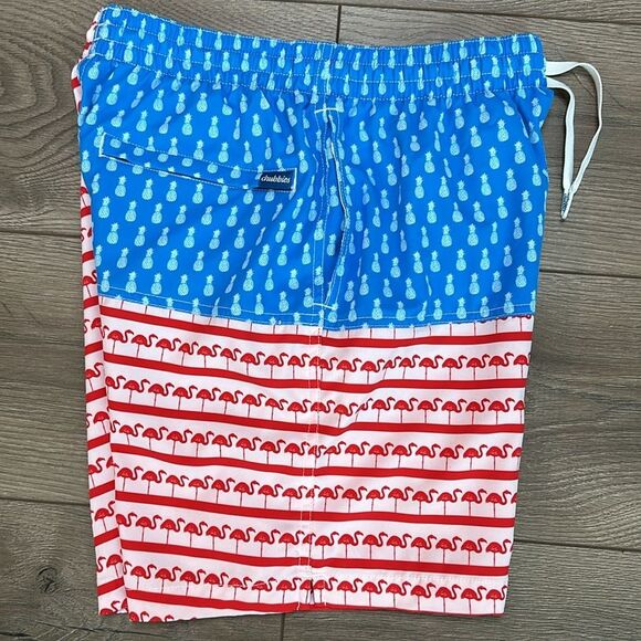 Chubbies 7” The Fruited Plains Swim Trunks Red White Blue Size Small - Picture 2 of 10